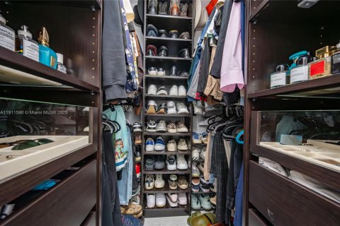 Casa en venta en Pembroke Pines, Florida, 2 dormitorios, 98.48 m2 № 2015777 - foto 15