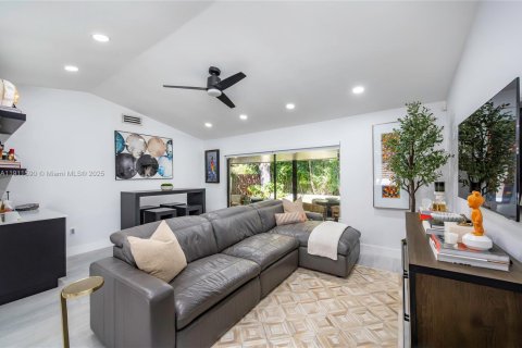 Casa en venta en Pembroke Pines, Florida, 2 dormitorios, 98.48 m2 № 2015777 - foto 8