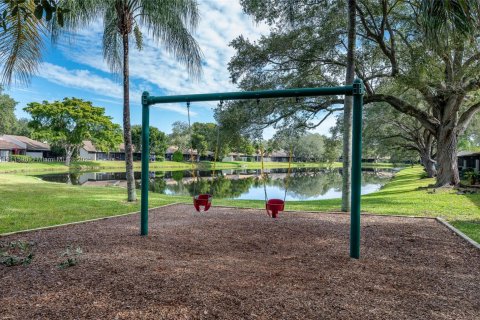 Casa en venta en Pembroke Pines, Florida, 2 dormitorios, 98.48 m2 № 2015777 - foto 30