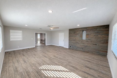 Villa ou maison à vendre à West Palm Beach, Floride: 3 chambres, 172.33 m2 № 2416477 - photo 18