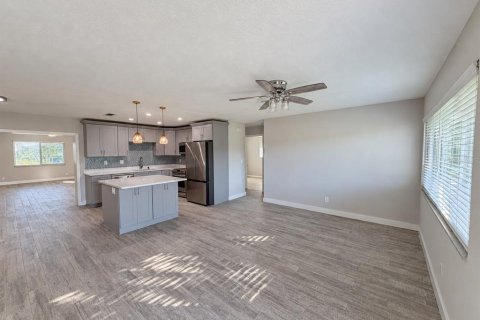 Villa ou maison à vendre à West Palm Beach, Floride: 3 chambres, 172.33 m2 № 2416477 - photo 8