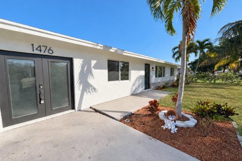 Villa ou maison à vendre à West Palm Beach, Floride: 3 chambres, 172.33 m2 № 2416477 - photo 3