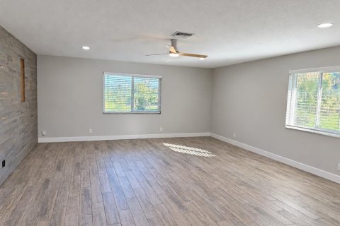 Villa ou maison à vendre à West Palm Beach, Floride: 3 chambres, 172.33 m2 № 2416477 - photo 17