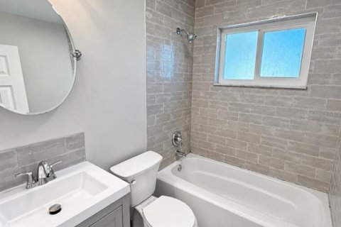 Villa ou maison à vendre à West Palm Beach, Floride: 3 chambres, 172.33 m2 № 2416477 - photo 21