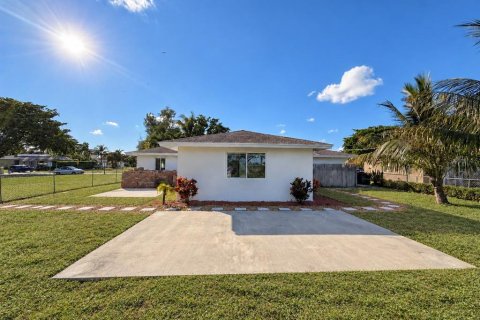Villa ou maison à vendre à West Palm Beach, Floride: 3 chambres, 172.33 m2 № 2416477 - photo 27