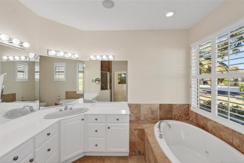 Casa en venta en Bradenton, Florida, 3 dormitorios, 221.11 m2 № 2214857 - foto 30