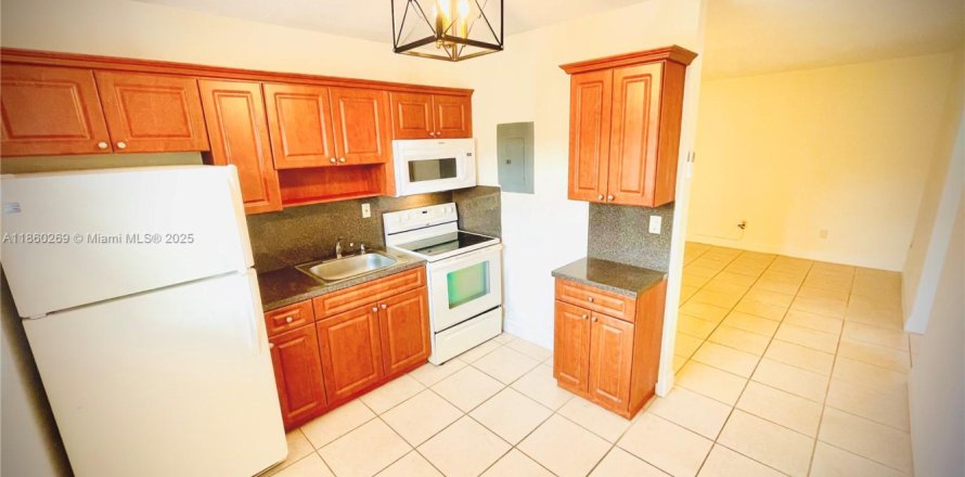 Condo à Miami, Floride, 1 chambre № 1889543