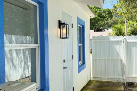 Propiedad comercial en venta en Miami, Florida, 97.18 m2 № 1930427 - foto 28