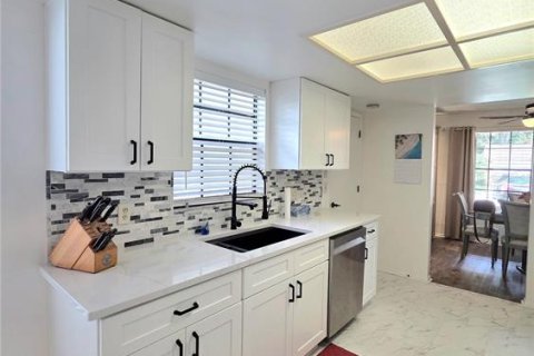 Купить виллу или дом в Спринг-Хилл, Флорида 3 комнаты, 110.09м2, № 2102501 - фото 11