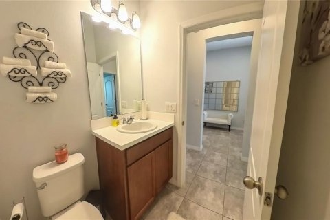 House in Apopka, Florida 3 bedrooms, 166.48 sq.m. № 1828598 - photo 13