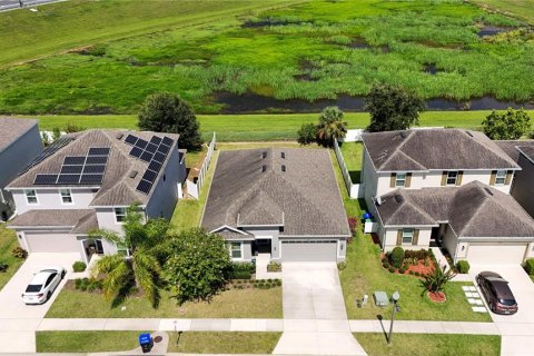 House in Apopka, Florida 3 bedrooms, 166.48 sq.m. № 1828598 - photo 3