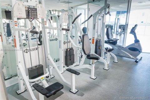 Снять в аренду кондоминиум в Майами-Бич, Флорида 2 спальни, 139.35м2, № 2082773 - фото 9