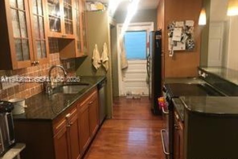 Apartment in Delray Beach, Florida 2 bedrooms, 91.42 sq.m. № 2000540 - photo 4