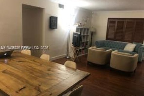 Apartment in Delray Beach, Florida 2 bedrooms, 91.42 sq.m. № 2000540 - photo 6