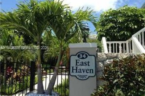 Apartment in Delray Beach, Florida 2 bedrooms, 91.42 sq.m. № 2000540