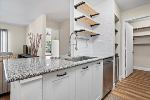 Condominio en venta en Lake Mary, Florida, 2 dormitorios, 83.52 m2 № 2222350 - foto 9
