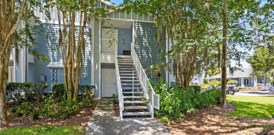 Condominio en Lake Mary, Florida, 2 dormitorios № 2222350