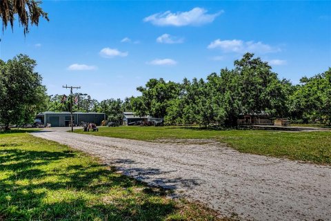 House in Sarasota, Florida 3 bedrooms, 142.7 sq.m. № 2196637 - photo 4