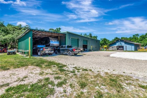 House in Sarasota, Florida 3 bedrooms, 142.7 sq.m. № 2196637 - photo 8