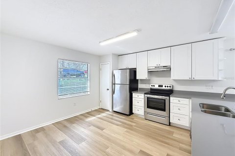 Duplex à vendre à Leesburg, Floride: 2 chambres, 97.08 m2 № 2145105 - photo 11