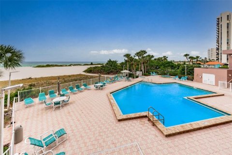 Condominio en venta en Clearwater, Florida, 3 dormitorios, 197.42 m2 № 2117586 - foto 13