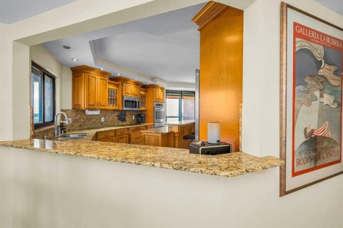 Condominio en venta en Clearwater, Florida, 3 dormitorios, 197.42 m2 № 2117586 - foto 19