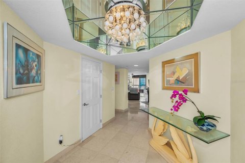 Condominio en venta en Clearwater, Florida, 3 dormitorios, 197.42 m2 № 2117586 - foto 14
