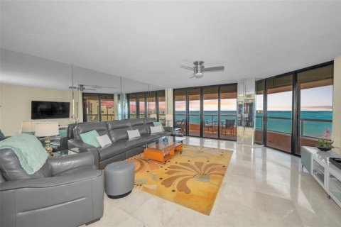 Condominio en venta en Clearwater, Florida, 3 dormitorios, 197.42 m2 № 2117586 - foto 2