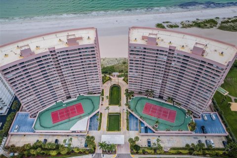 Condominio en Clearwater, Florida, 3 dormitorios № 2117586