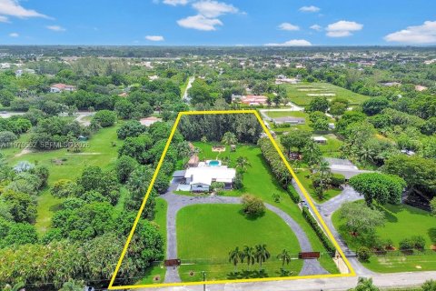 Land in Southwest Ranches, Florida № 2031298 - photo 14