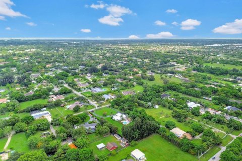 Land in Southwest Ranches, Florida № 2031298 - photo 6