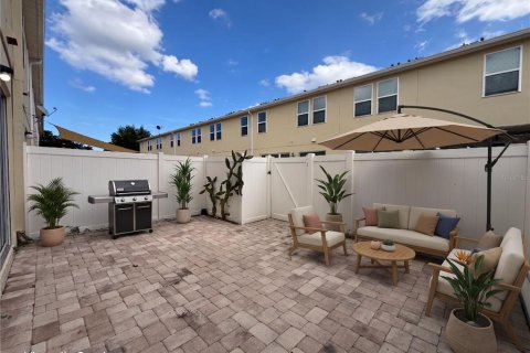 Townhouse in Kissimmee, Florida 4 bedrooms, 153.2 sq.m. № 2219404 - photo 8