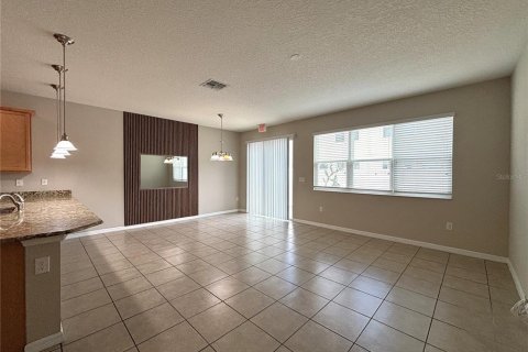 Townhouse in Kissimmee, Florida 4 bedrooms, 153.2 sq.m. № 2219404 - photo 7