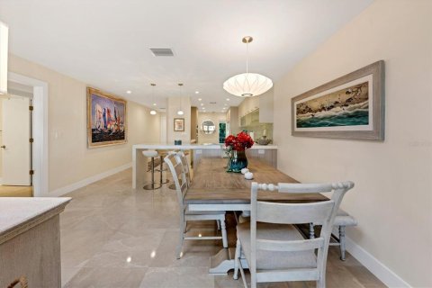 Condo in Longboat Key, Florida, 2 bedrooms  № 1157756 - photo 17
