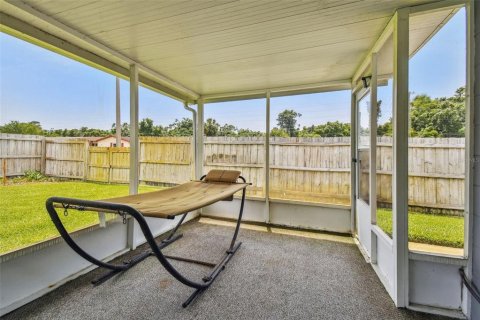 Casa en venta en New Port Richey, Florida, 2 dormitorios, 71.35 m2 № 1787869 - foto 27