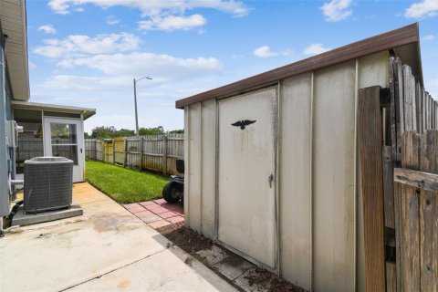 Casa en venta en New Port Richey, Florida, 2 dormitorios, 71.35 m2 № 1787869 - foto 28