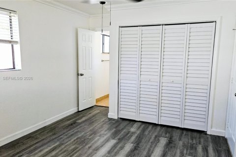 Снять в аренду виллу или дом в Окленд-Парк, Флорида 3 спальни, 117.89м2, № 2010606 - фото 11