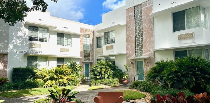 Студия в Майами-Бич, Флорида № 2033815