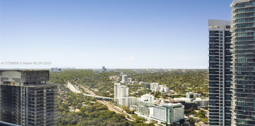 Condominio en Miami, Florida, 3 dormitorios  № 1692265