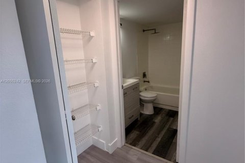 Copropriété à louer à Cutler Bay, Floride: 1 chambre, 70.61 m2 № 2171699 - photo 9