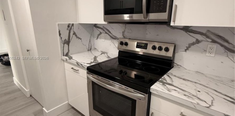 Condo à Cutler Bay, Floride, 1 chambre  № 2171699