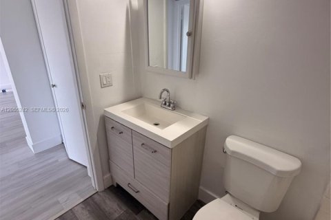 Copropriété à louer à Cutler Bay, Floride: 1 chambre, 70.61 m2 № 2171699 - photo 11
