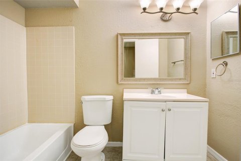 Copropriété à louer à Orlando, Floride: 3 chambres, 114.92 m2 № 1880801 - photo 16