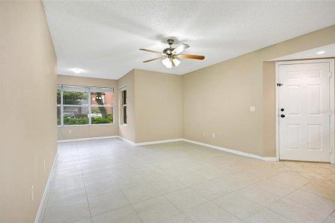 Copropriété à louer à Orlando, Floride: 3 chambres, 114.92 m2 № 1880801 - photo 8