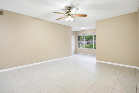 Copropriété à louer à Orlando, Floride: 3 chambres, 114.92 m2 № 1880801 - photo 9