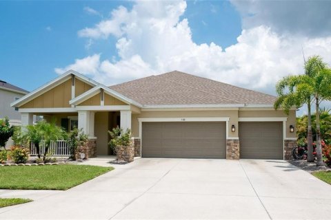 House in Sarasota, Florida 4 bedrooms, 272.2 sq.m. № 2157569