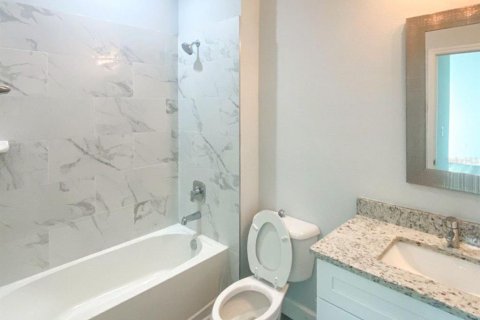 Appartement à louer à Port Charlotte, Floride: 3 chambres, 128.11 m2 № 1812751 - photo 7