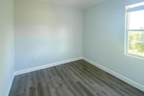 Appartement à louer à Port Charlotte, Floride: 3 chambres, 128.11 m2 № 1812751 - photo 3