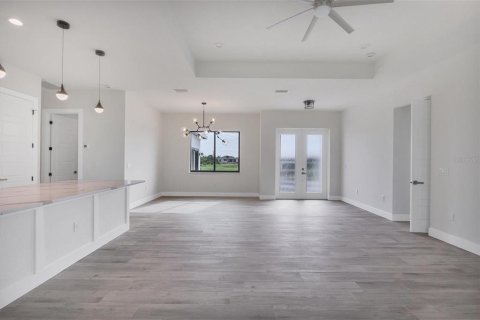 Villa ou maison à vendre à Rotonda, Floride: 3 chambres, 160.16 m2 № 2399370 - photo 4