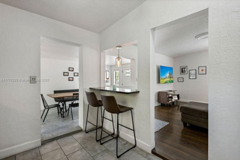 House in Orlando, Florida 2 bedrooms, 93.18 sq.m. № 1641141 - photo 12